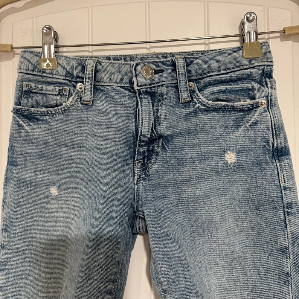 GAP Kids Girlfriend Style Distressed Blue Jeans - Great Condition - Size 7 - Picture 2 of 10